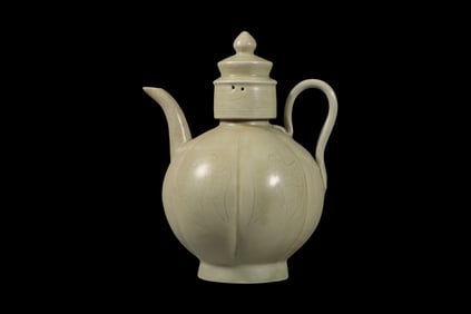 Secret Glaze Pot from Yue ware, Late Tang and Five Dynasties, China