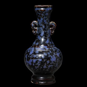 Porcelain vase with double ears made in Song Dynasty of China