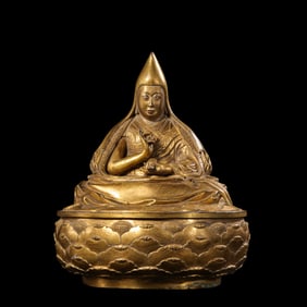 CHINESE MING DYNASTY GILT BRONZE ZONGKHAPA BUDDHA SITTING STATUE