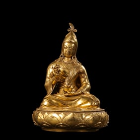 CHINESE MING DYNASTY GILT BRONZE MONGOLIAN BUDDHA SITTING STATUE