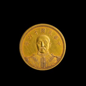 CHINESE 20TH CENTURY PURE GOLD COIN