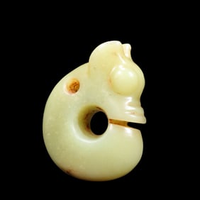 HONGSHAN CULTURE JADE PIG DRAGON IN HONGSHAN PERIOD, CHINA