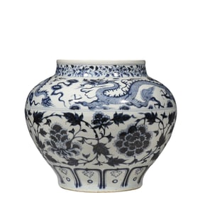 CHINESE YUAN DYNASTY BLUE AND WHITE DRAGON PATTERN JAR