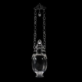 Chinese Qing Dynasty crystal chain cover bottle
