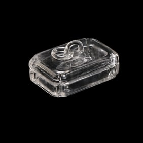 Chinese Qing Dynasty crystal square lidded box