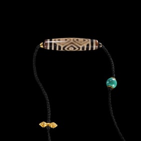 Pure Dzi Bead Necklace from the Tang Dynasty, China