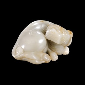 Chinese Qing Dynasty Hetian Jade Auspicious Beasts