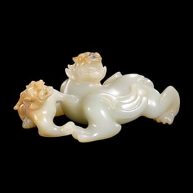 Chinese Han Dynasty mother and child jade beasts to ward off evil spirits