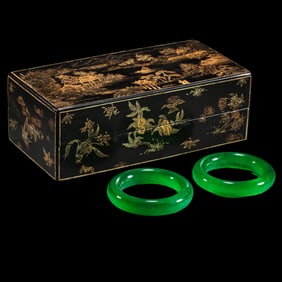 A set of jadeite bracelets from the Qing Dynasty, China