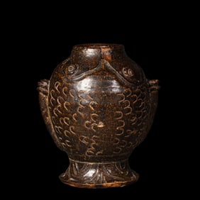 Chinese Northern and Southern Dynasties Soybean Glaze Fish-Shaped Pot