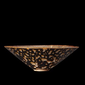 Chinese Southern Song Dynasty Jizhou Kiln Paper-cut Decorated Hat Cup