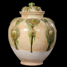 Chinese Tang Dynasty tri-color jar with plastic lid