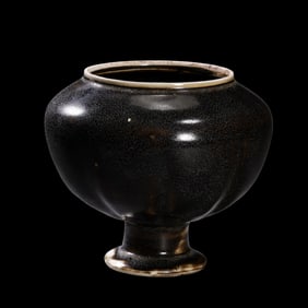 Chinese Northern Song Dynasty Yaozhou kiln black glaze melon shaped jar
