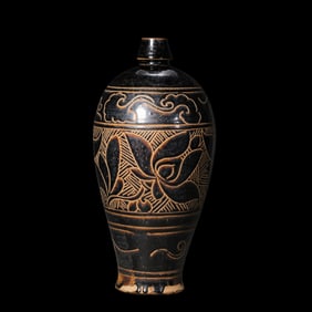 Chinese Northern Song Dynasty Cizhou kiln black glaze flower pattern plum vase