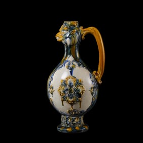 Chinese Tang Dynasty three-color hanging basket chicken head pot