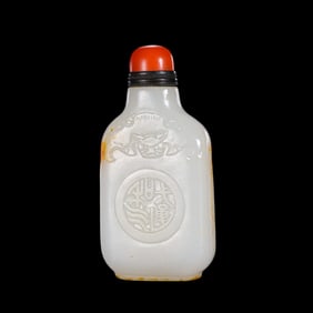 Chinese Qing Dynasty Hetian White Jade Snuff Bottle