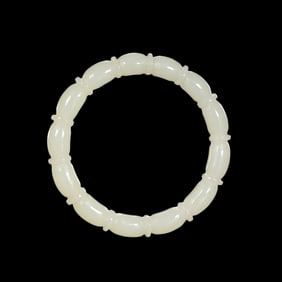 Chinese Qing Dynasty Hetian white jade bracelet