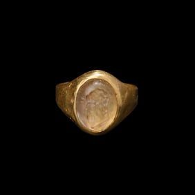 21K Solid Gold Hellenistic Ring – Agate Intaglio Depicting a Head Figure
