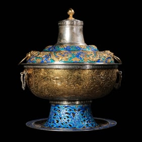Chinese Qing Dynasty Silver Gilded Dragon Pattern Hot Pot