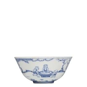 China Ming Chenghua period blue and white bowl with baby playing pattern