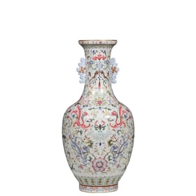 Chinese Qing Dynasty Qianlong period Famille rose dragon pattern double-handled plate-mouthed vase
