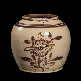 Chinese Northern Song Dynasty Cizhou kiln white bottom black flower jar