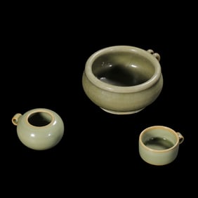 A group of Yaozhou kiln celadon bird feeders from the late Tang and Five Dynasties period of China