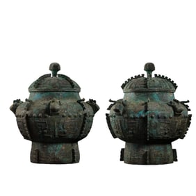 A pair of Chinese bronzes from the Shang and Zhou dynasties