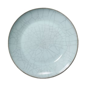Chinese Song Dynasty Guan Kiln Ice-Crack Pattern Plate