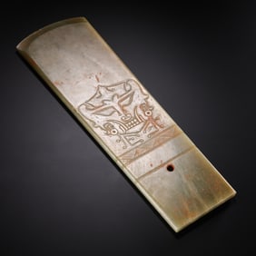 Jade gui with animal mask design from the Neolithic period in China