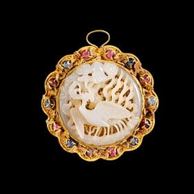 Chinese Liao Dynasty pure gold filigree inlaid with Hetian white jade and gemstones pendant