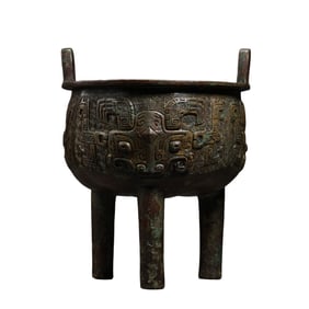 Bronze tripod censer from the Shang and Zhou Dynasties in China