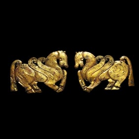 A pair of pure gold ornaments from the Han Dynasty of China