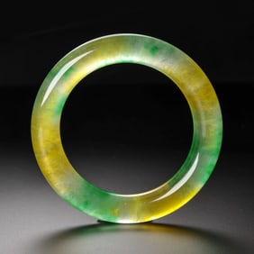 Jadeite bangle