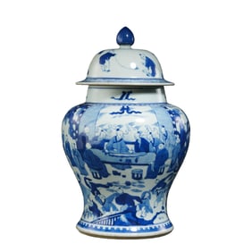 Blue and white porcelain general jar from the Kangxi period of the Qing Dynasty