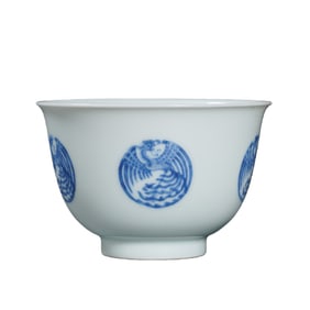 Kangxi period blue and white phoenix cup