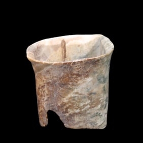 Jade horseshoe from the Hongshan period in China