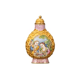 Pure gold painted enamel snuff bottle