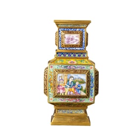 Painted enamel vase with Western figures and window opening from the Qianlong period of the Qing