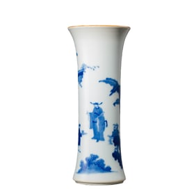 Kangxi period blue and white porcelain vase with figures