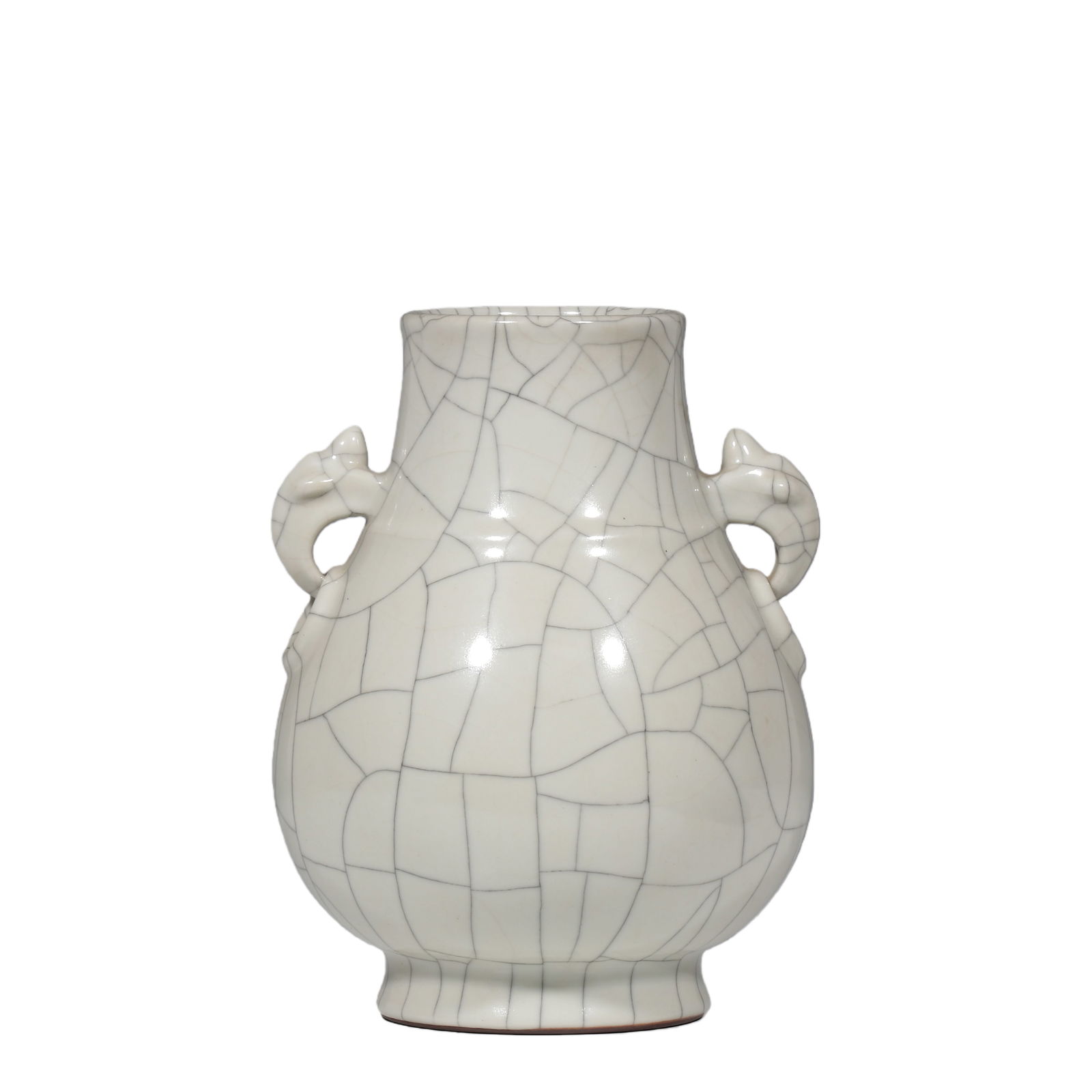 A Qianlong period (1736-1745) imitation Guan ware double-eared vase (1 of 9)