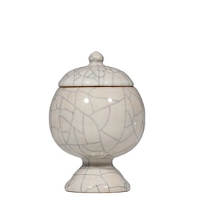 Ming Chenghua period imitation official glaze covered jar