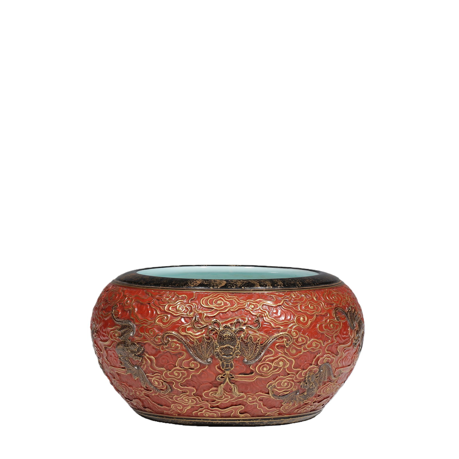 Qing Dynasty, Qianlong Period, Coral Red and Gilded Dragon Pattern Washer: H. 9.5 cm. W. 16 cm.