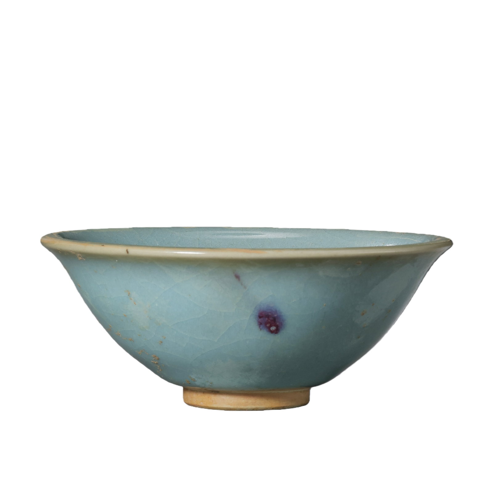 A Northern Song Dynasty Jun ware bowl with sky-blue glaze and red trimmings. (1 of 6)