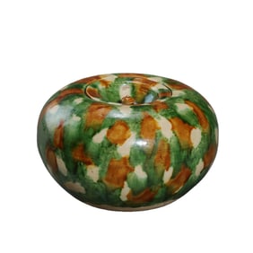 Chinese Tang Dynasty tricolor apple-shaped covered jar