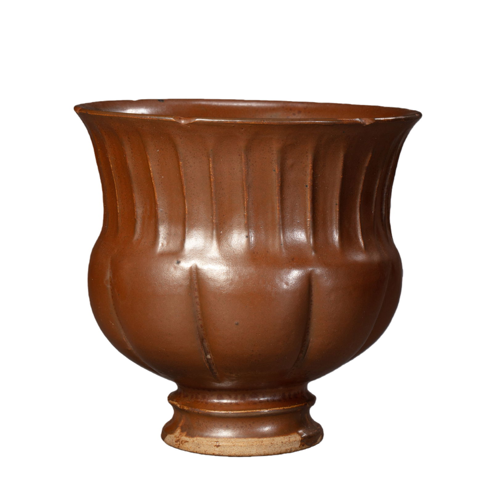 A red-glazed melon-shaped spittoon from the Yaozhou kiln of the Northern Song Dynasty in China. (1 of 9)