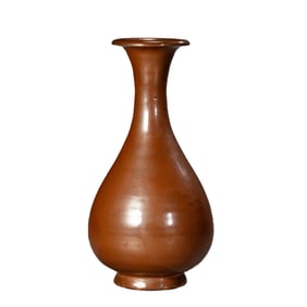 Red-glazed Yuhuchun vase from Yaozhou kiln, Northern Song Dynasty, China