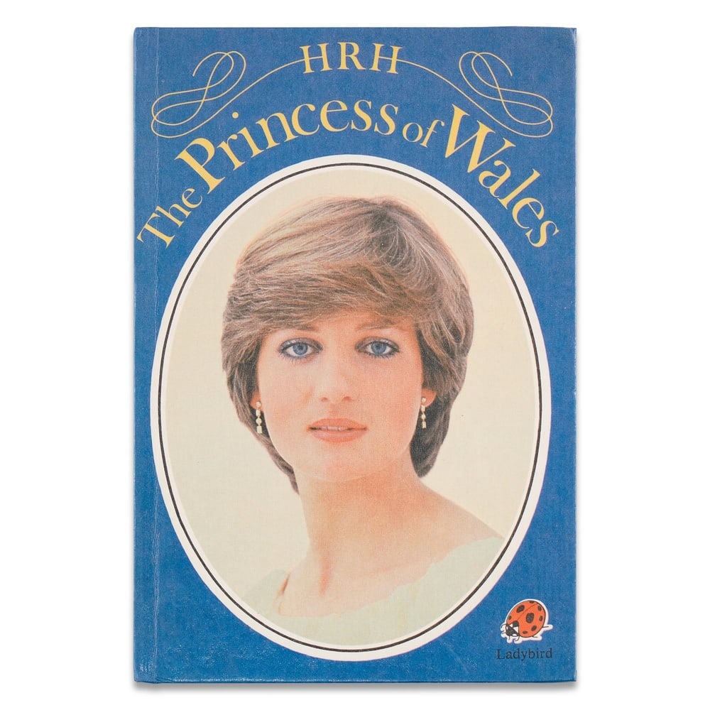 PRINCESS DIANA SIGNED "HRH THE PRINCESS OF WALES" (1 of 3)