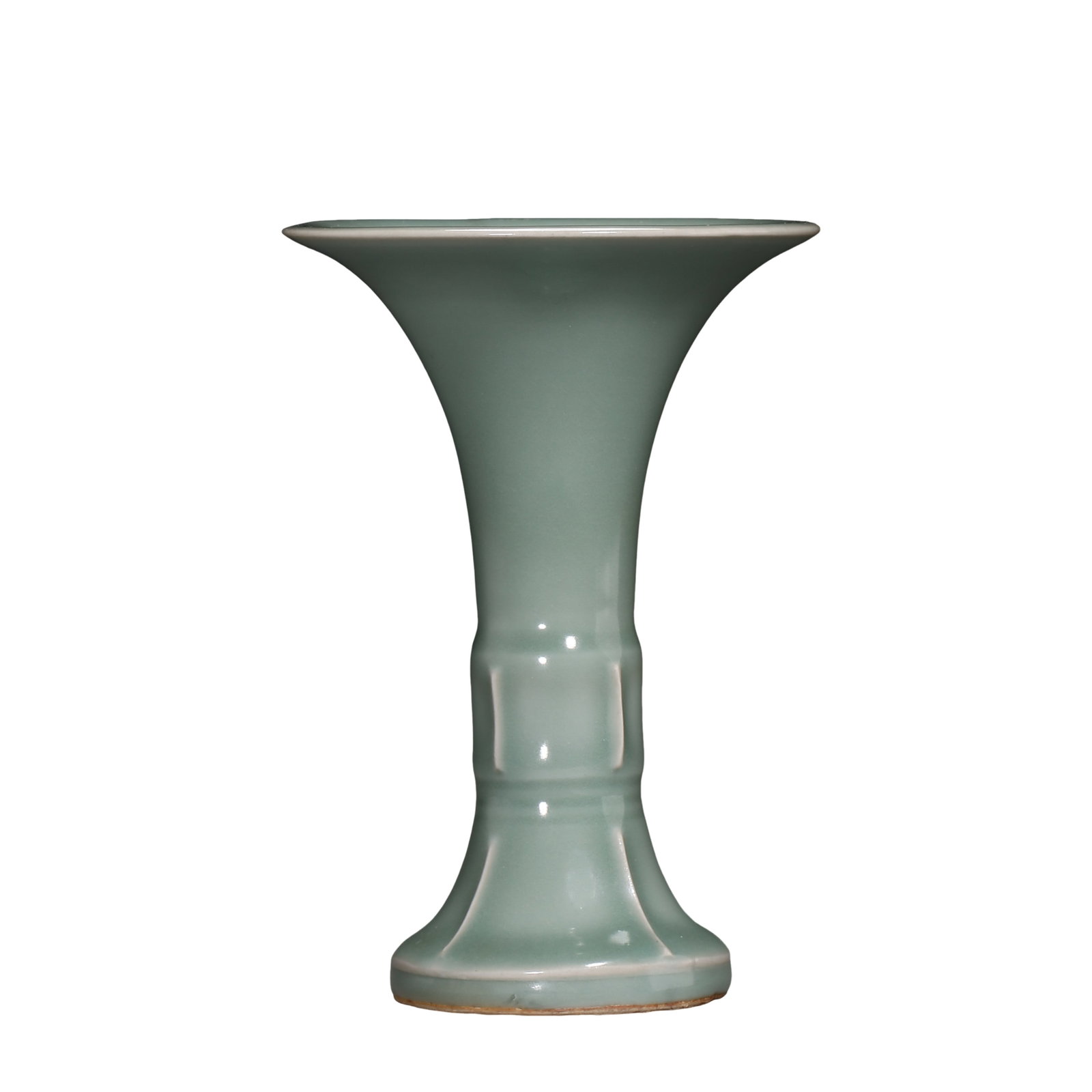 Southern Song Dynasty Longquan Celadon “Archaistic Gu?? Vase with Flanged Ribs, 12th–13th: Dimensions: Mouth Diameter 11 cm (4.33 in); Height 16 cm (6.30 in); Century: 12th–13th Century?Condition & Provenance: Well preserved with an elegant, balanced form. All flanges remain intact, the c