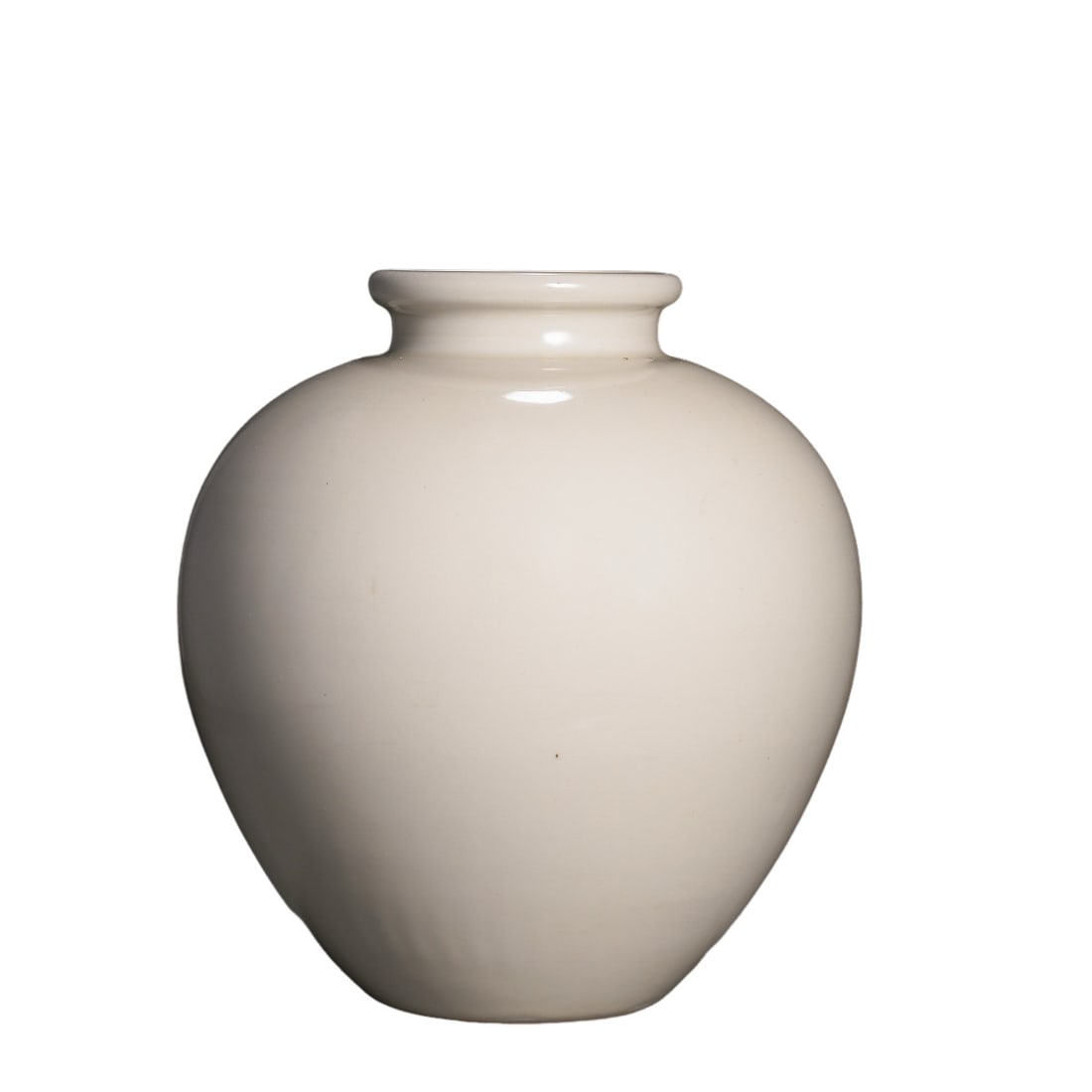 Tang?Period Xing?Ware White?Glazed Jar With “Han Lin?? Inscription (1 of 9)